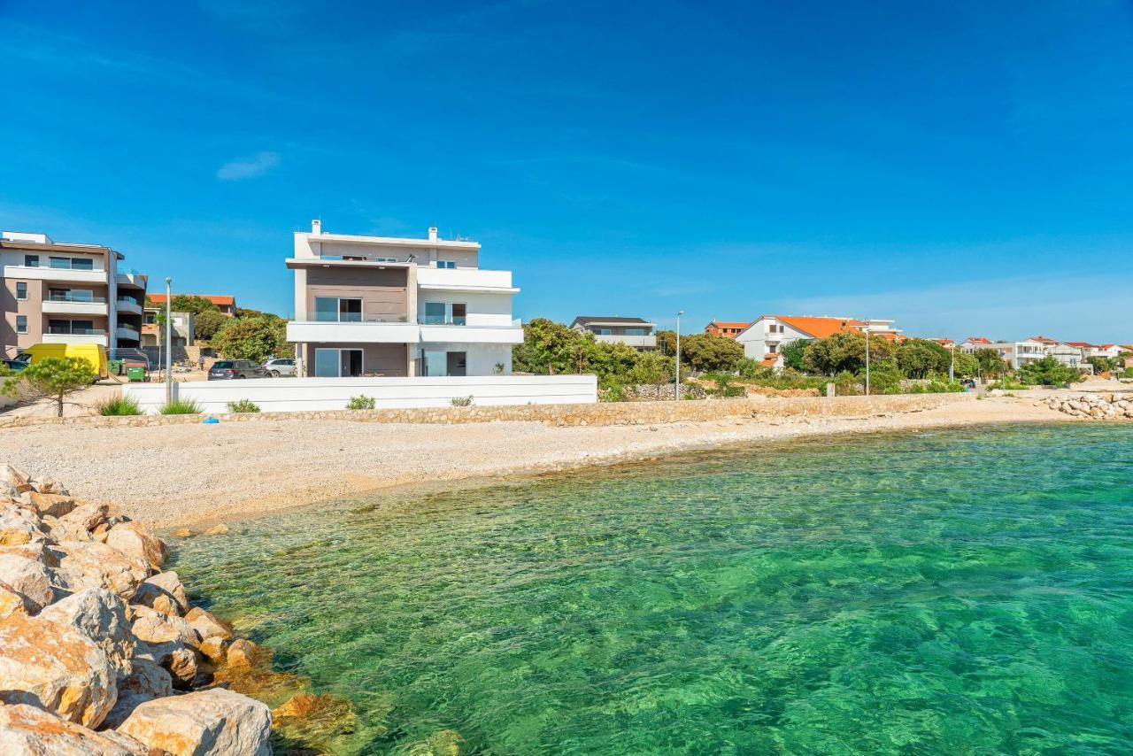 Villa Eni Apartments 1 Mandre Kültér fotó